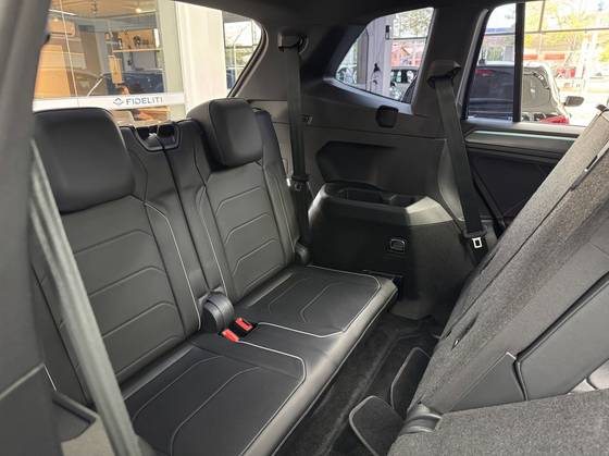 VOLKSWAGEN TIGUAN 2.0 300 TSI GASOLINA ALLSPACE R-LINE AUTOMÁTICO